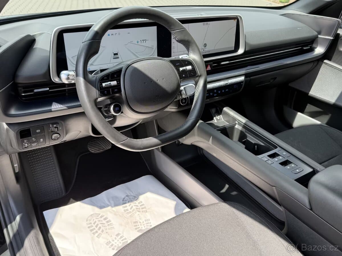 2023 Hyundai IONIQ 6 - 10