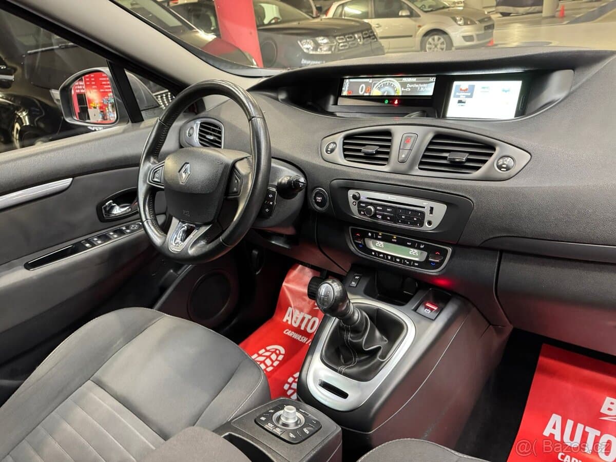 2015 Renault SCENIC - 10