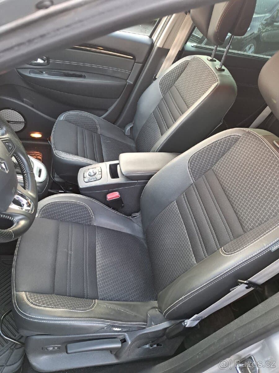 2015 Renault SCENIC - 10
