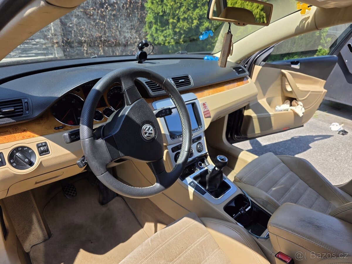 2007 Volkswagen PASSAT - 10