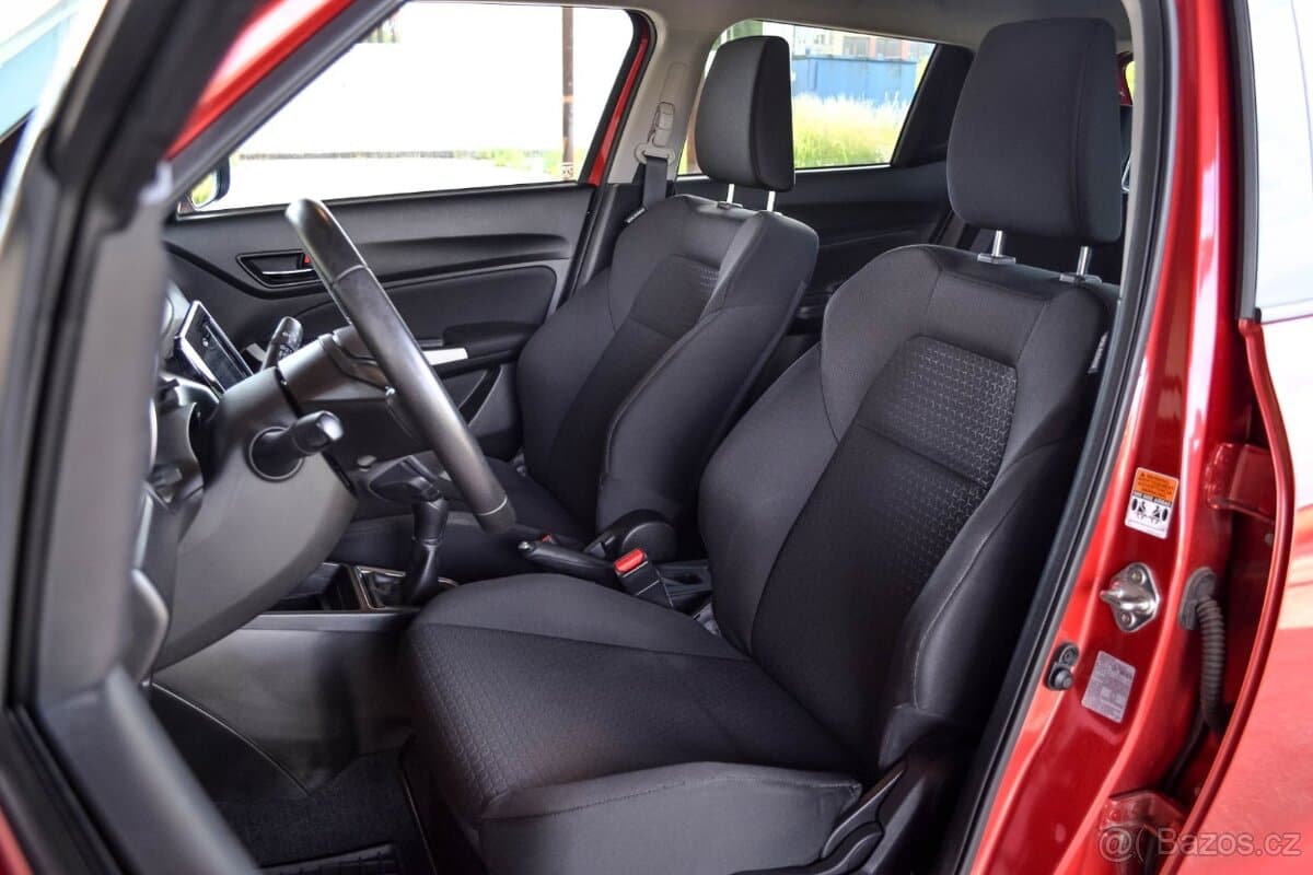 2019 Suzuki SWIFT - 10