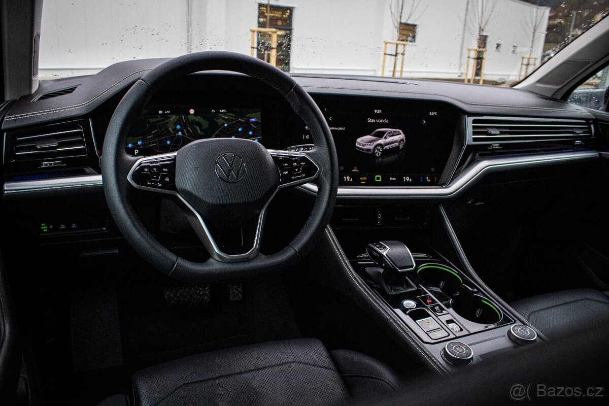 2024 Volkswagen TOUAREG - 10