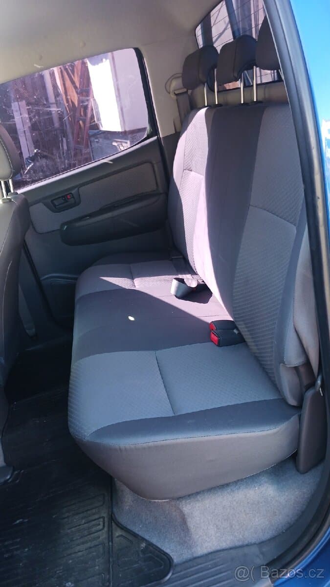 2013 Toyota HILUX - 10