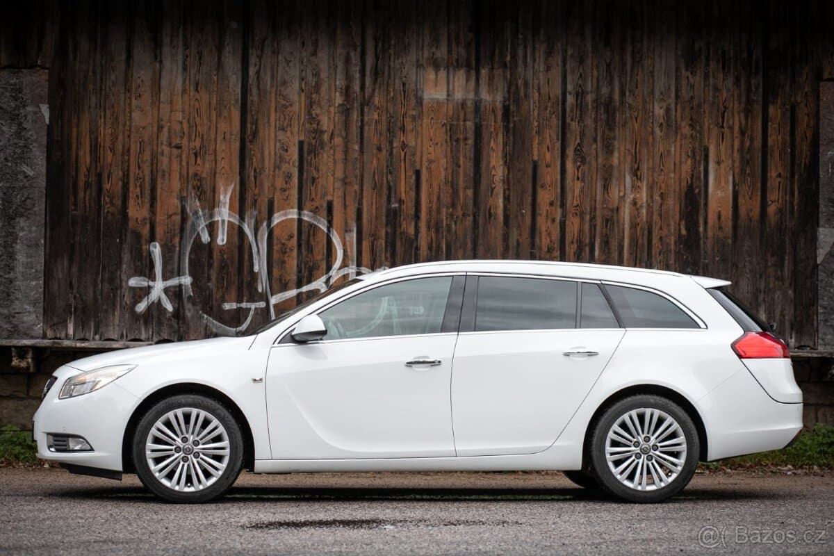 2012 Opel INSIGNIA - 10