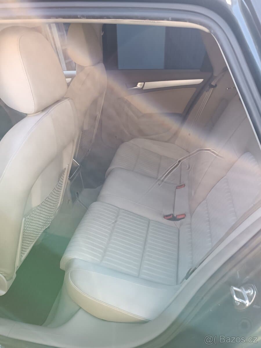 2009 Audi A4 - 10