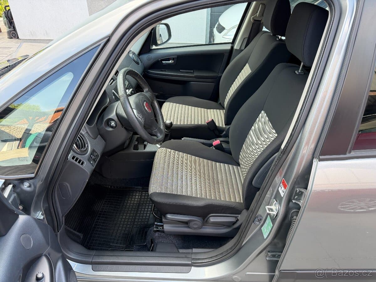 2011 Fiat SEDICI - 10