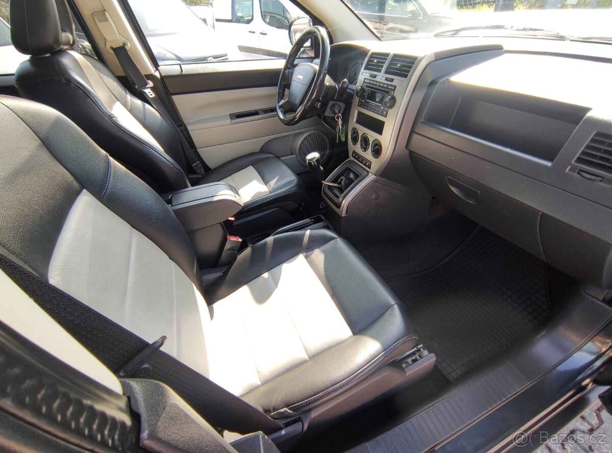 2008 Jeep COMPASS - 10