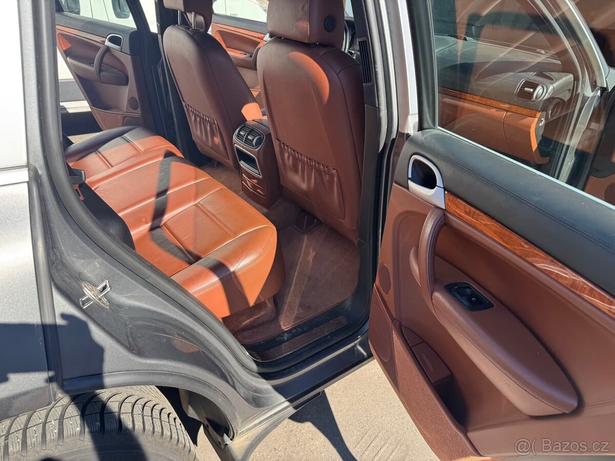 2007 Porsche CAYENNE - 10