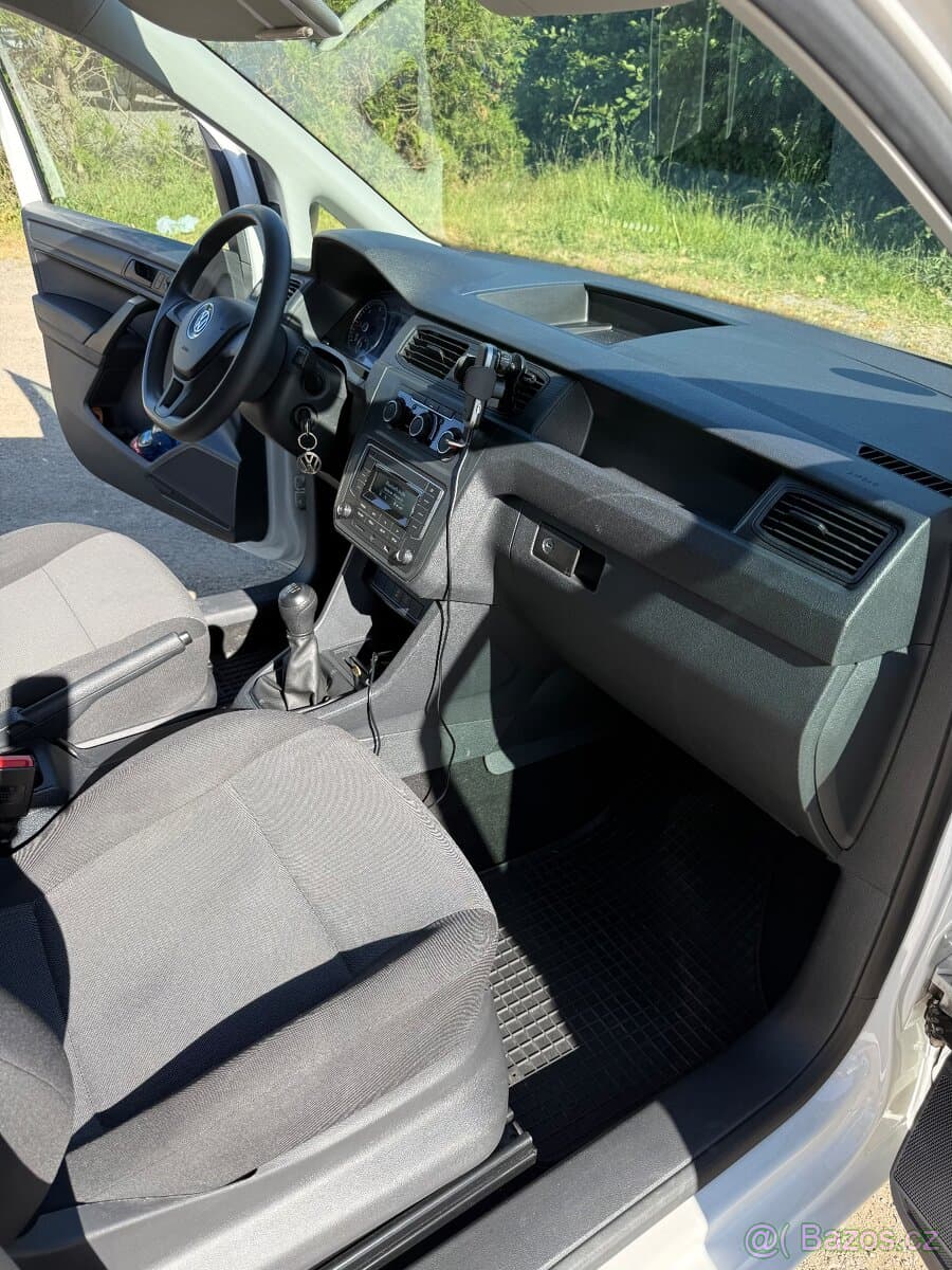 2020 Volkswagen CADDY - 10
