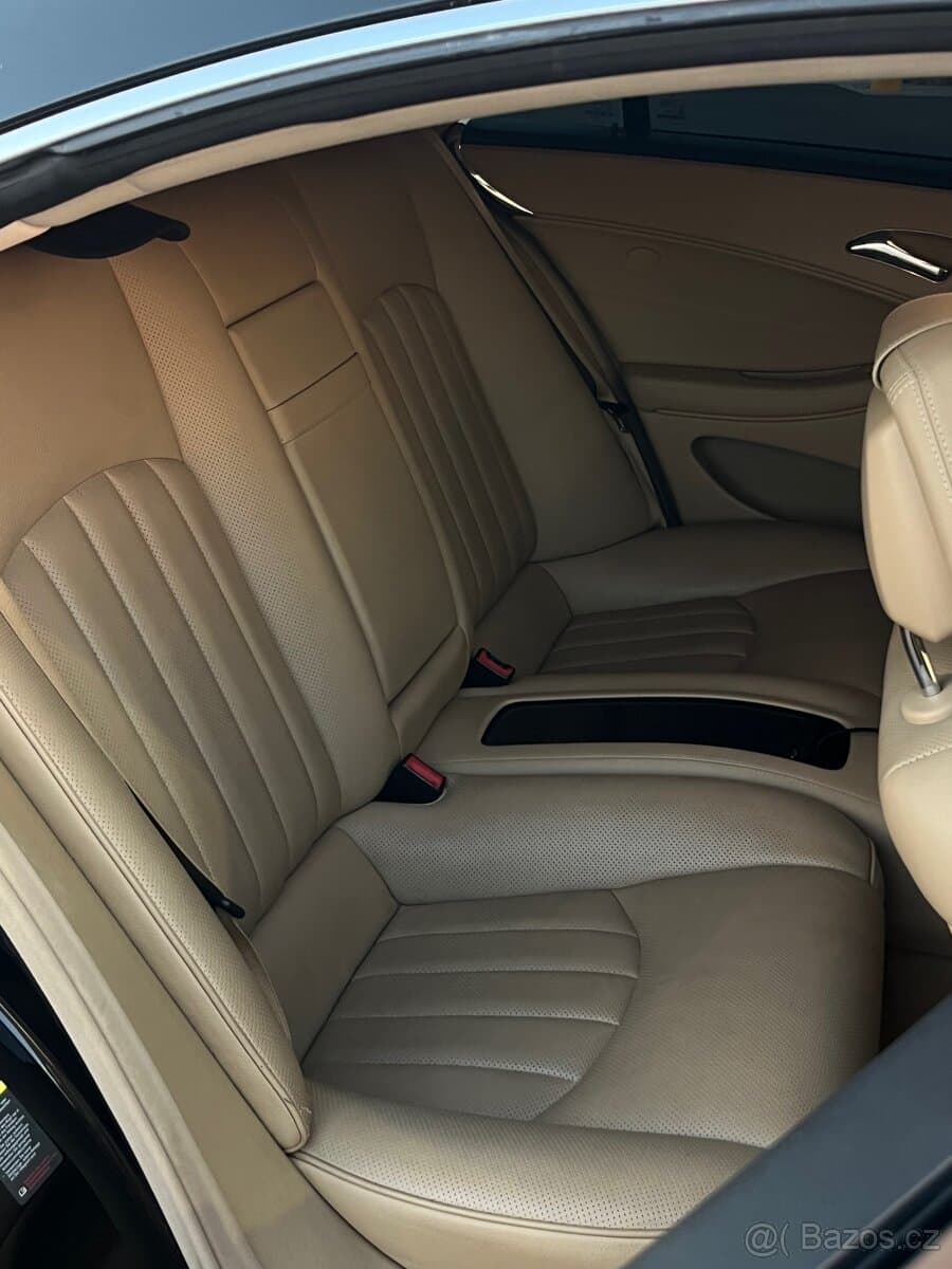 2006 Mercedes-Benz CLS - 10