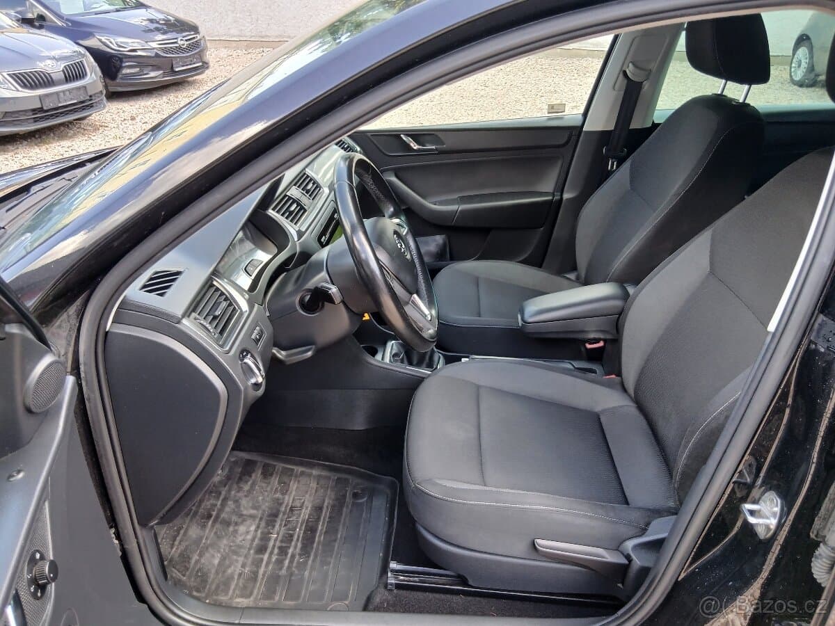 2015 Škoda RAPID - 10