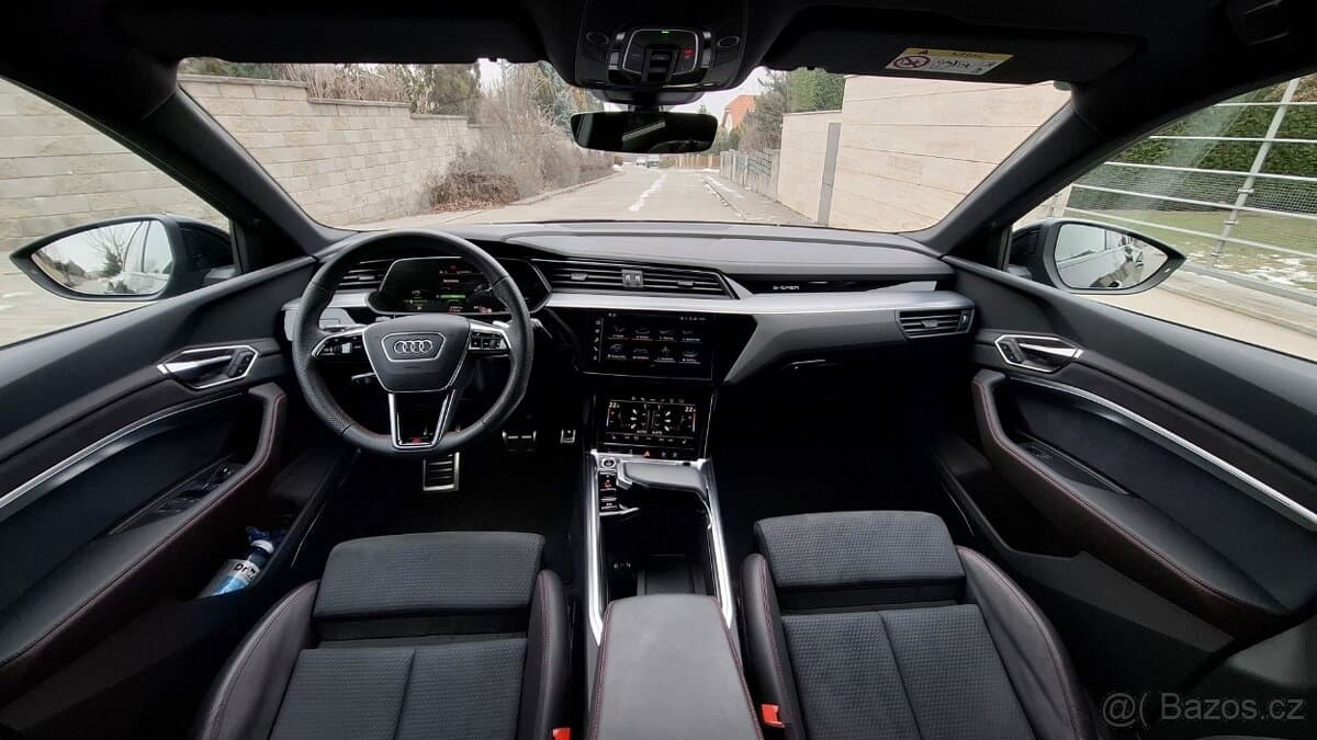 2024 Audi Q8 E-TRON - 10
