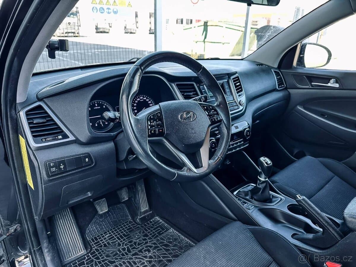 2017 Hyundai TUCSON - 10