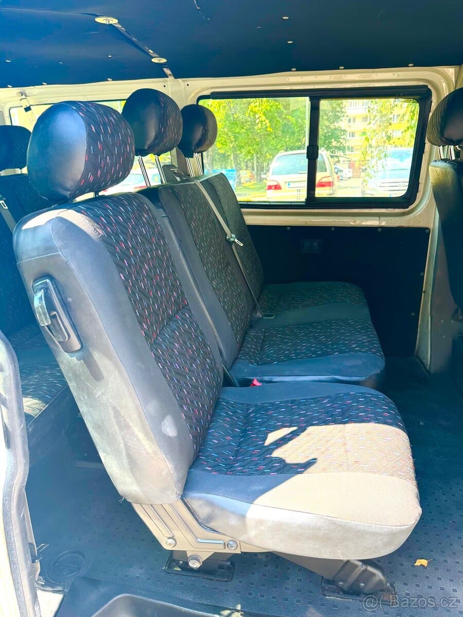 2005 Volkswagen TRANSPORTER - 10