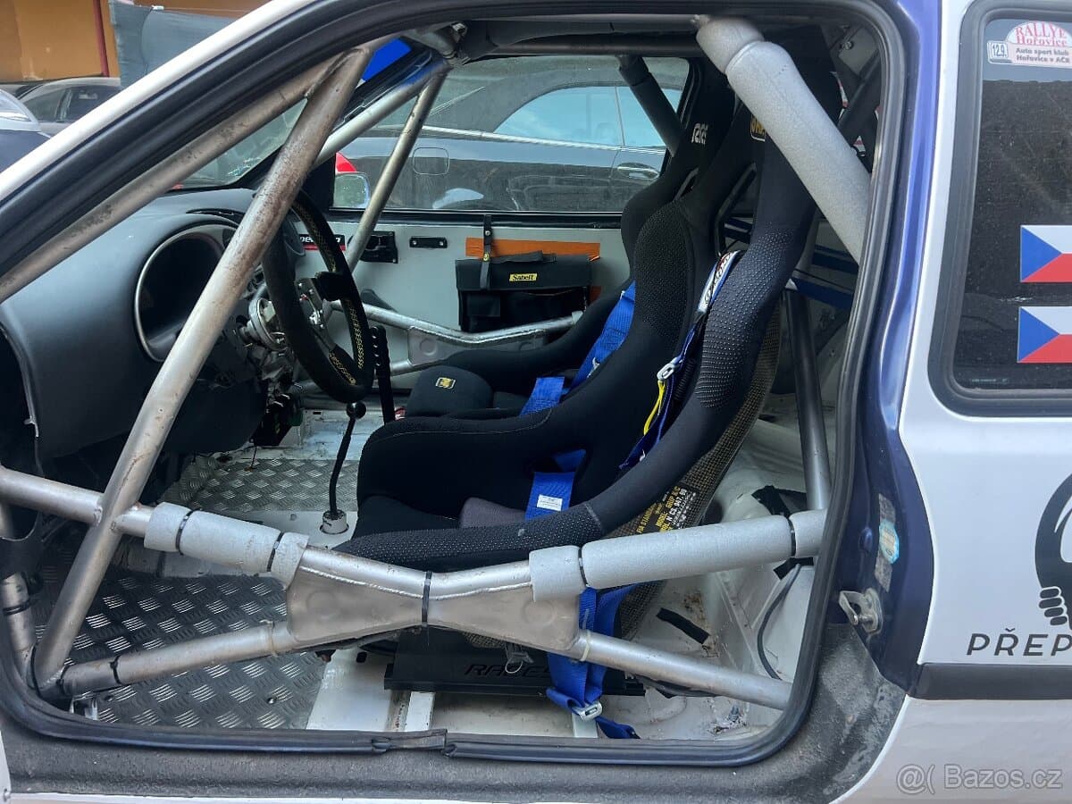 Ford FIESTA - 10