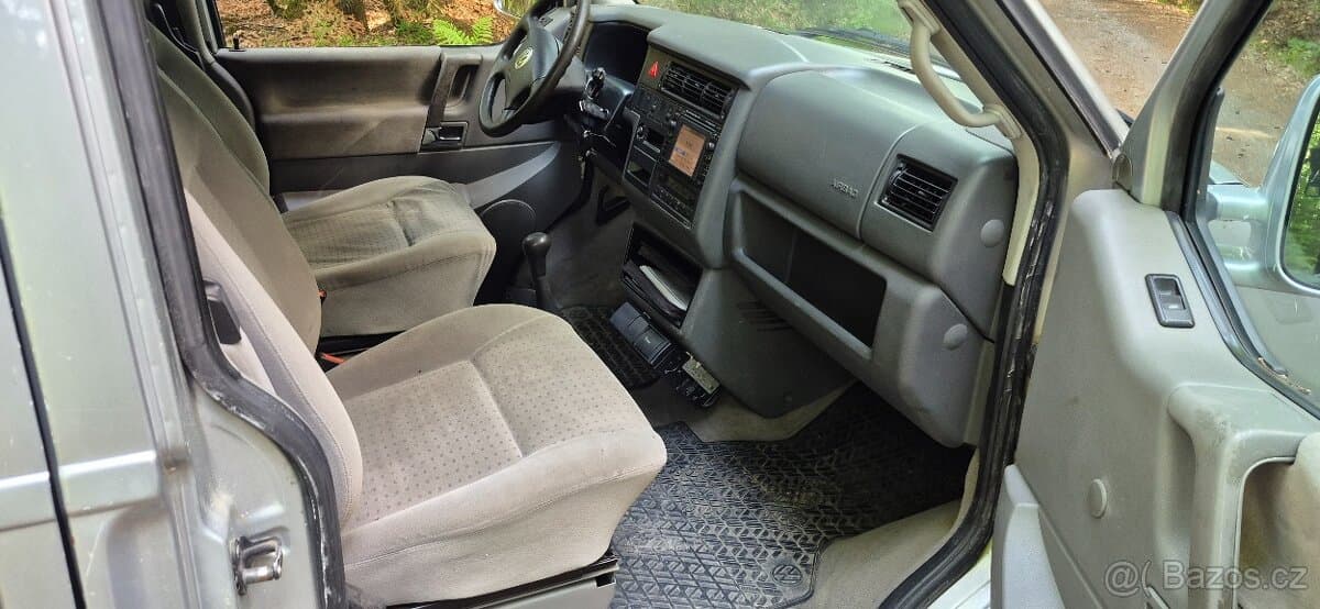 2000 Volkswagen MULTIVAN - 10