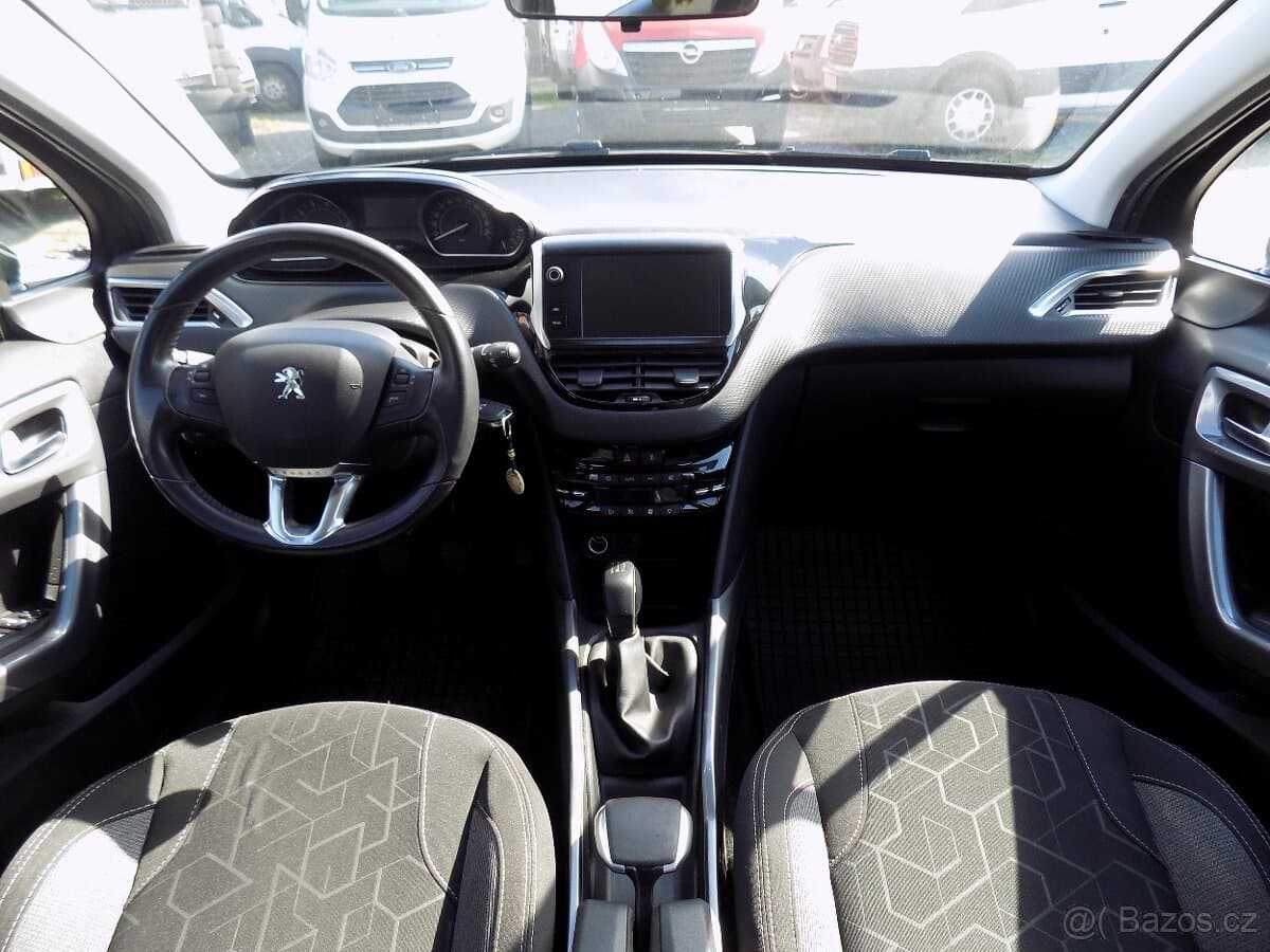 2018 Peugeot 2008 - 10