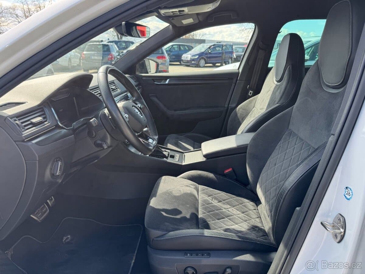 2023 Škoda SUPERB - 10