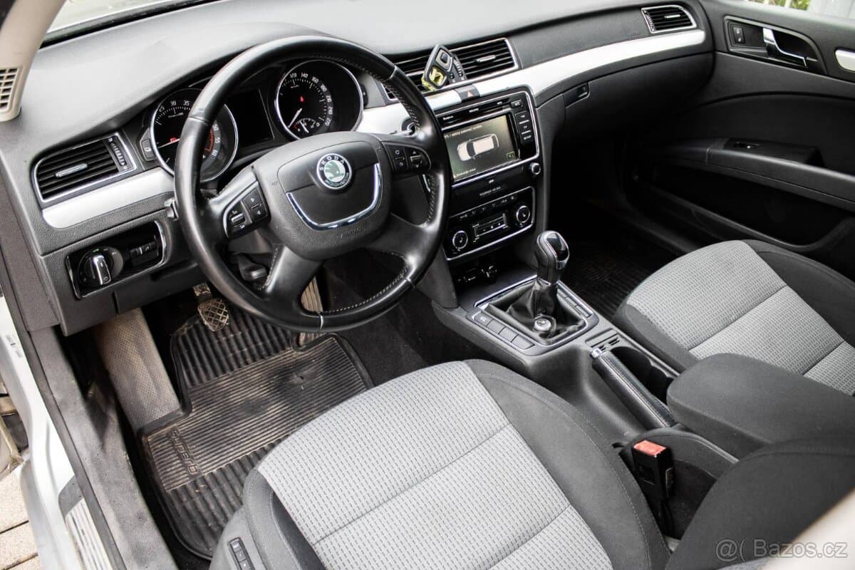 2012 Škoda SUPERB - 10