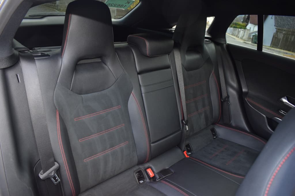 2020 Mercedes-Benz CLA - 10
