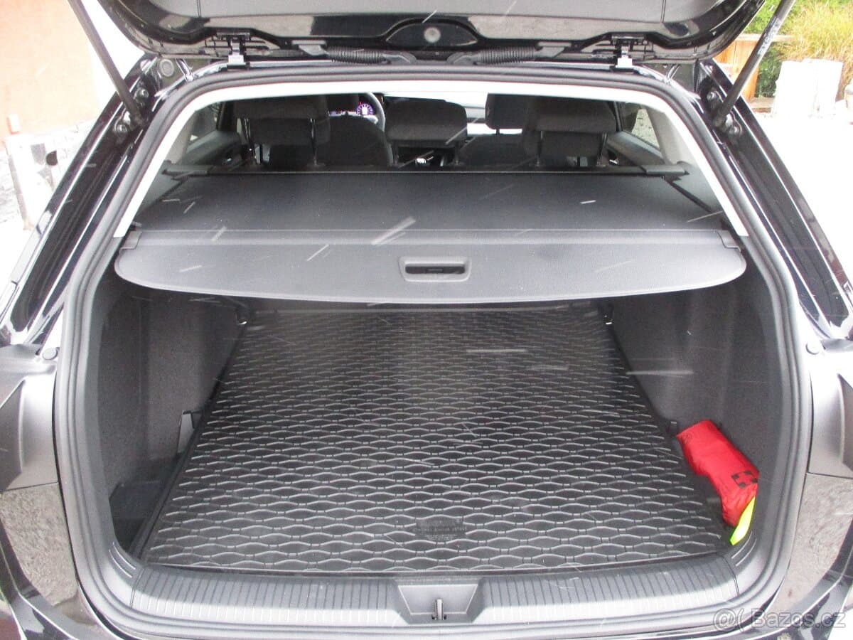 2024 Volkswagen GOLF - 10