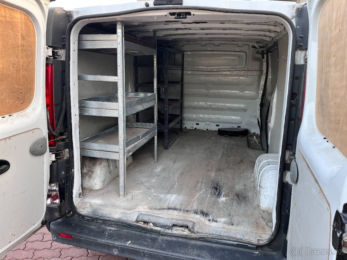 2013 Renault TRAFIC - 10