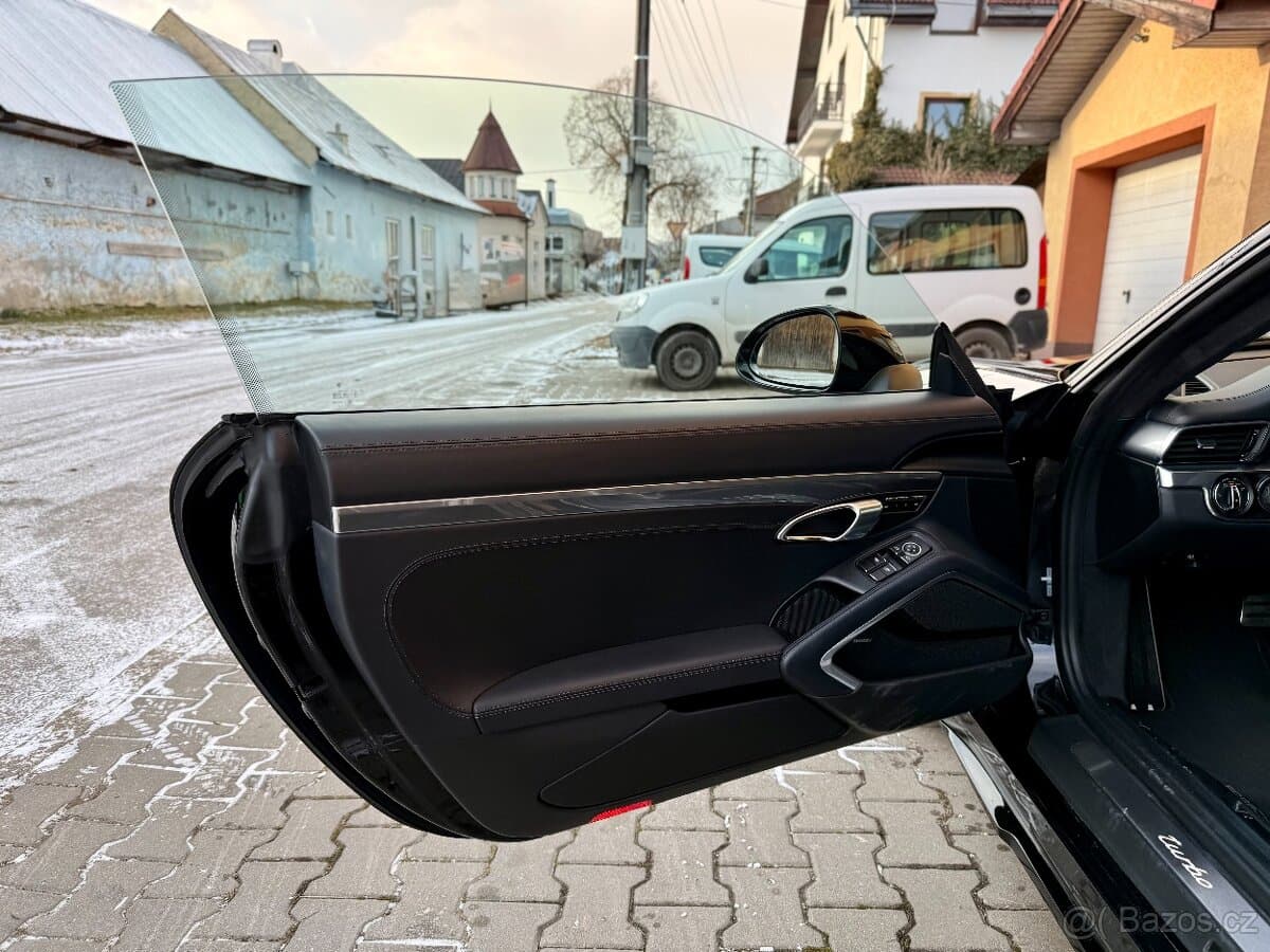 2014 Porsche 911 - 10