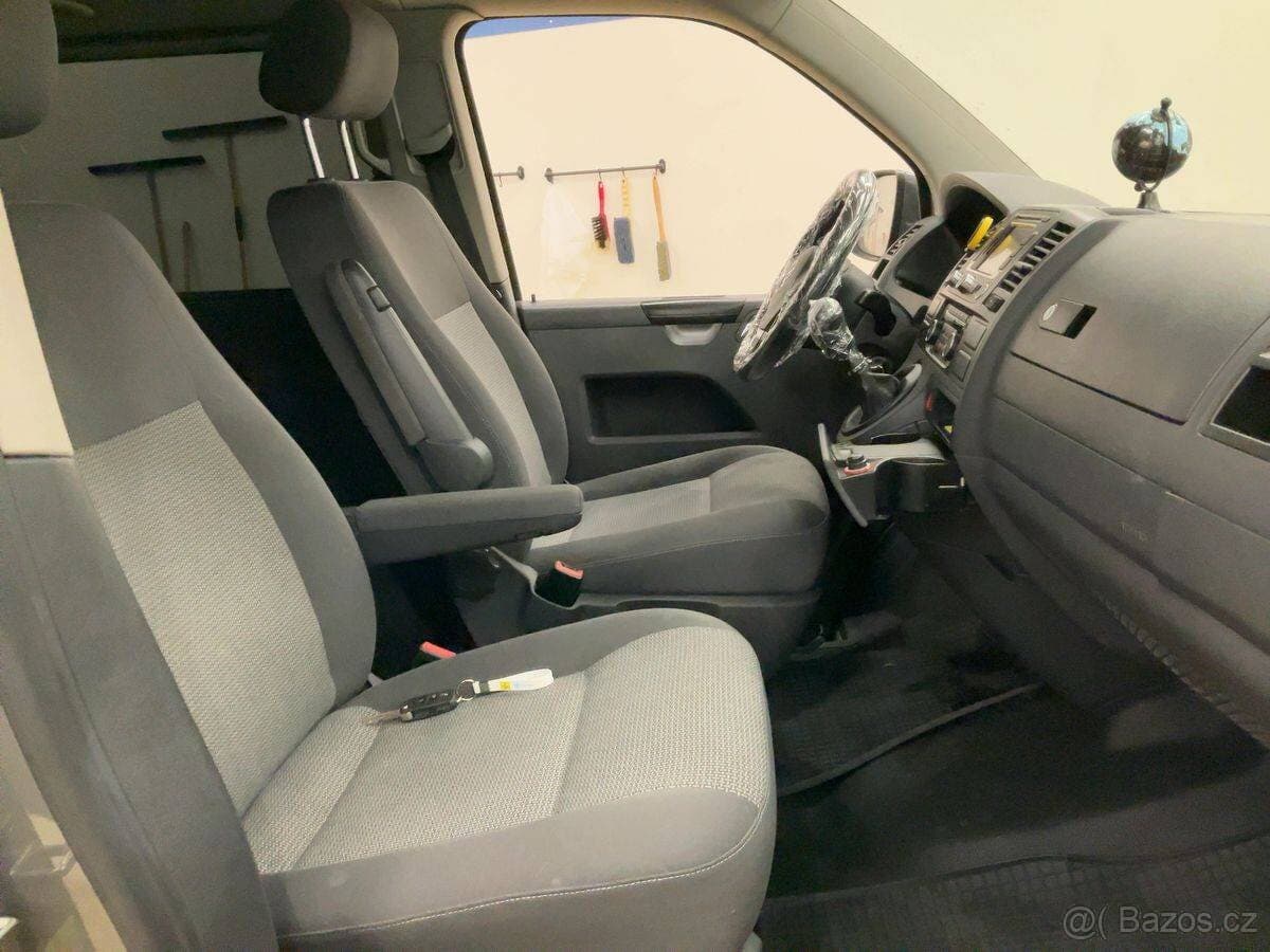 2011 Volkswagen CARAVELLE - 10