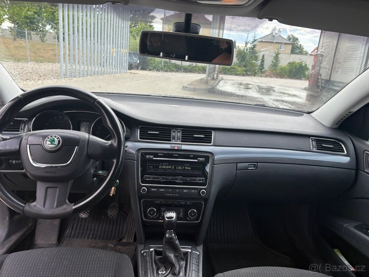 2013 Škoda SUPERB - 10
