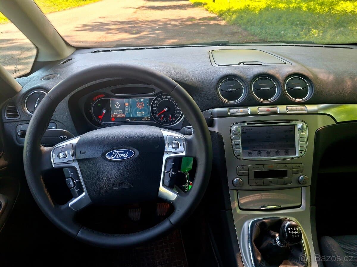 2011 Ford GALAXY - 10
