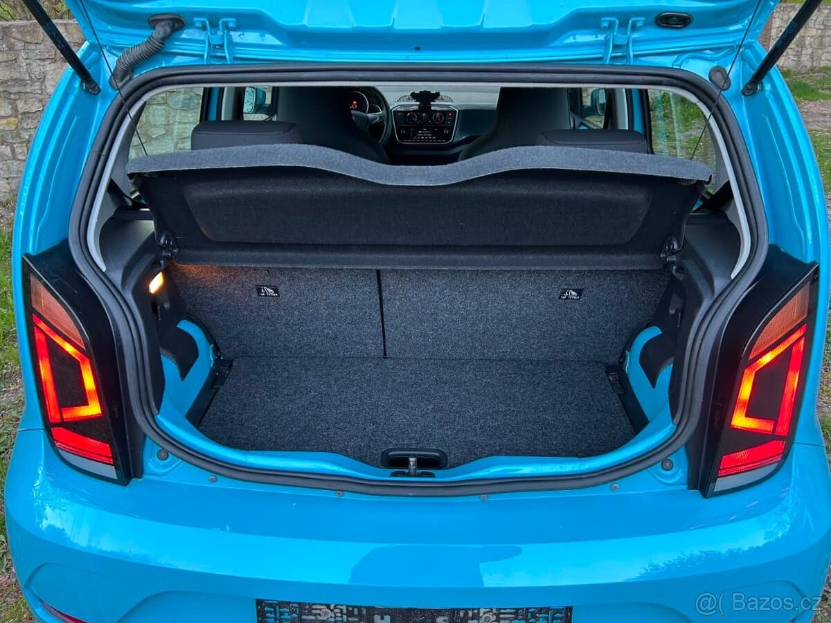 2021 Volkswagen UP! - 10