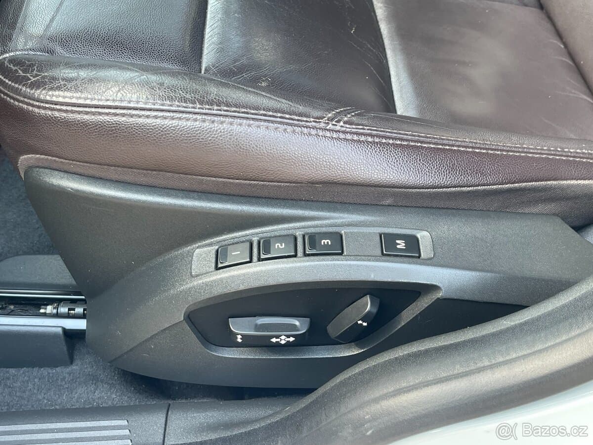 2010 Volvo V50 - 10