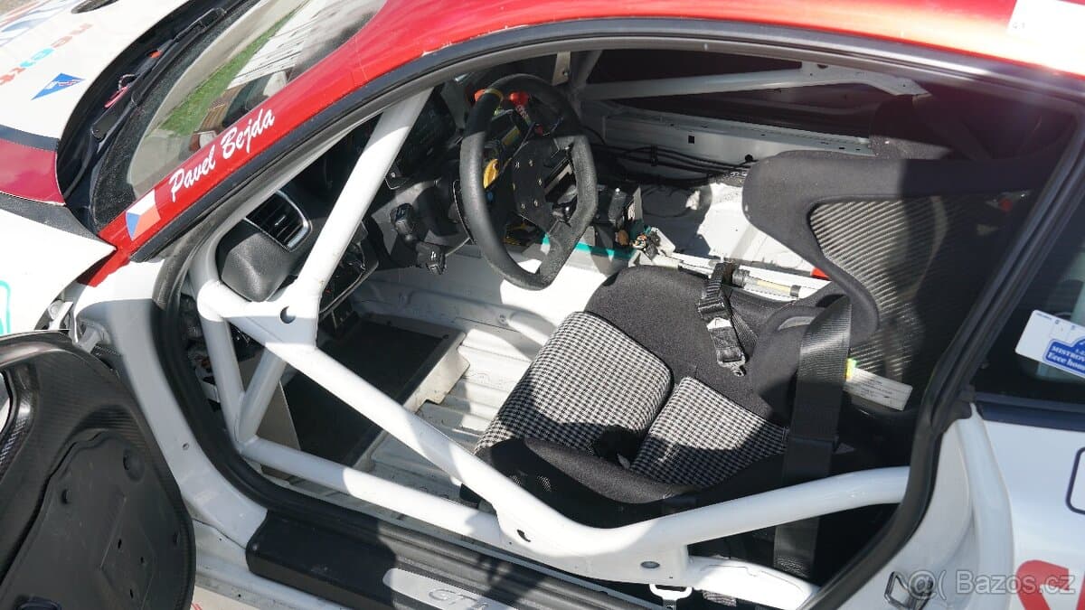Porsche CAYMAN - 10