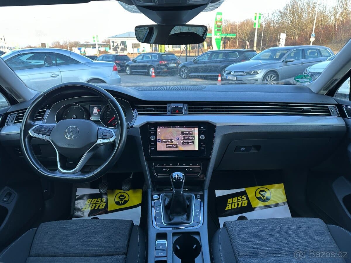 2021 Volkswagen PASSAT - 10