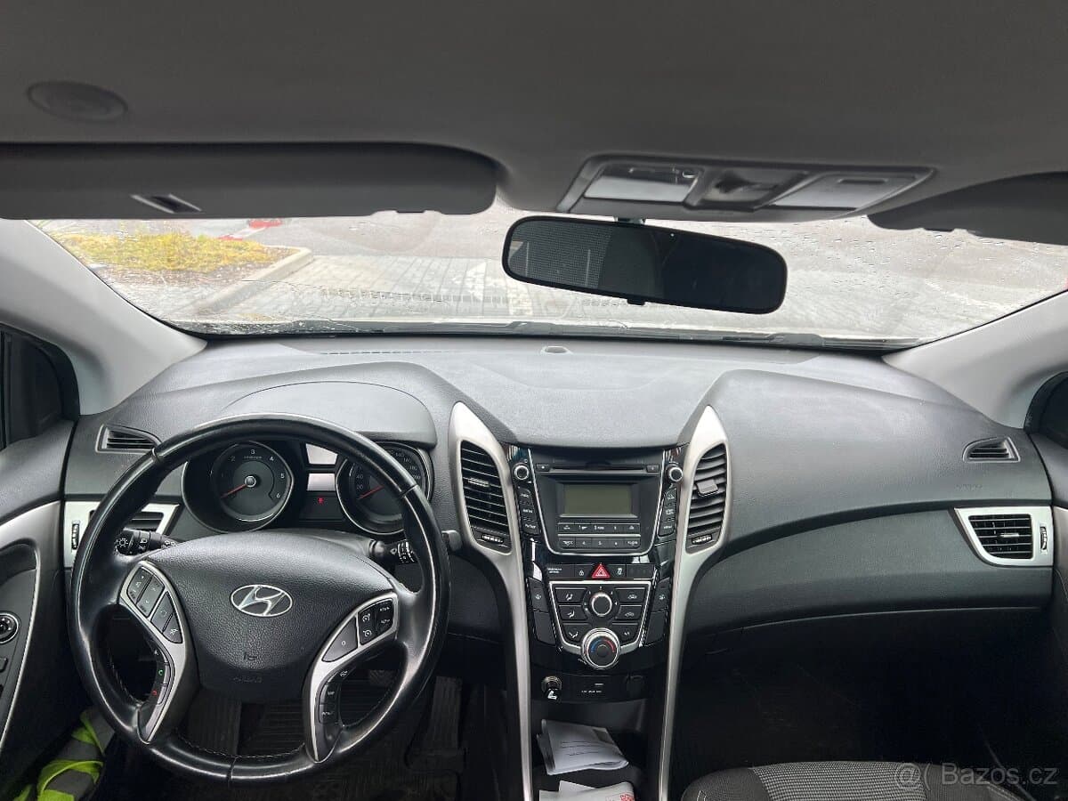 Hyundai i30 - 10