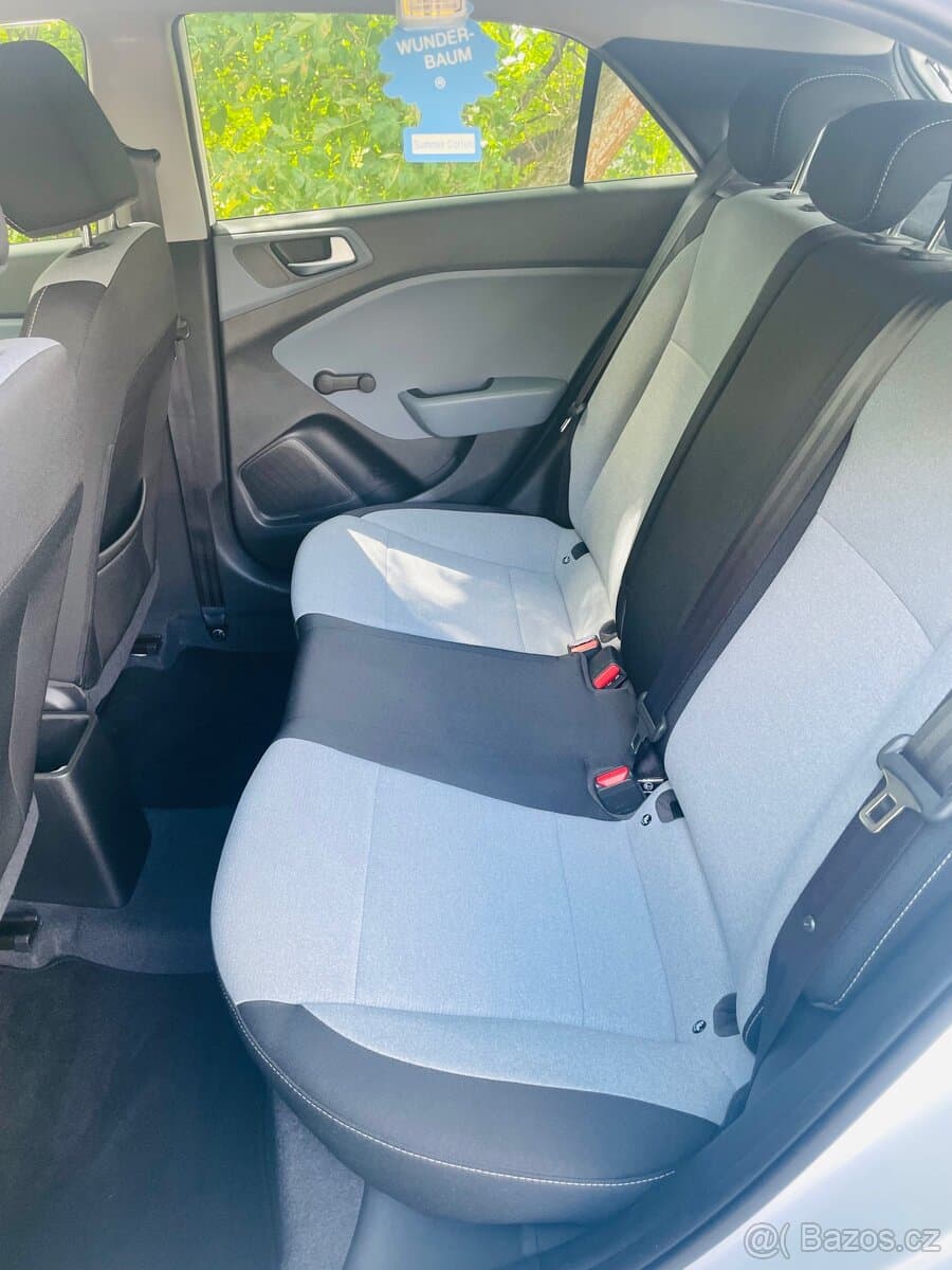 2016 Hyundai i20 - 10