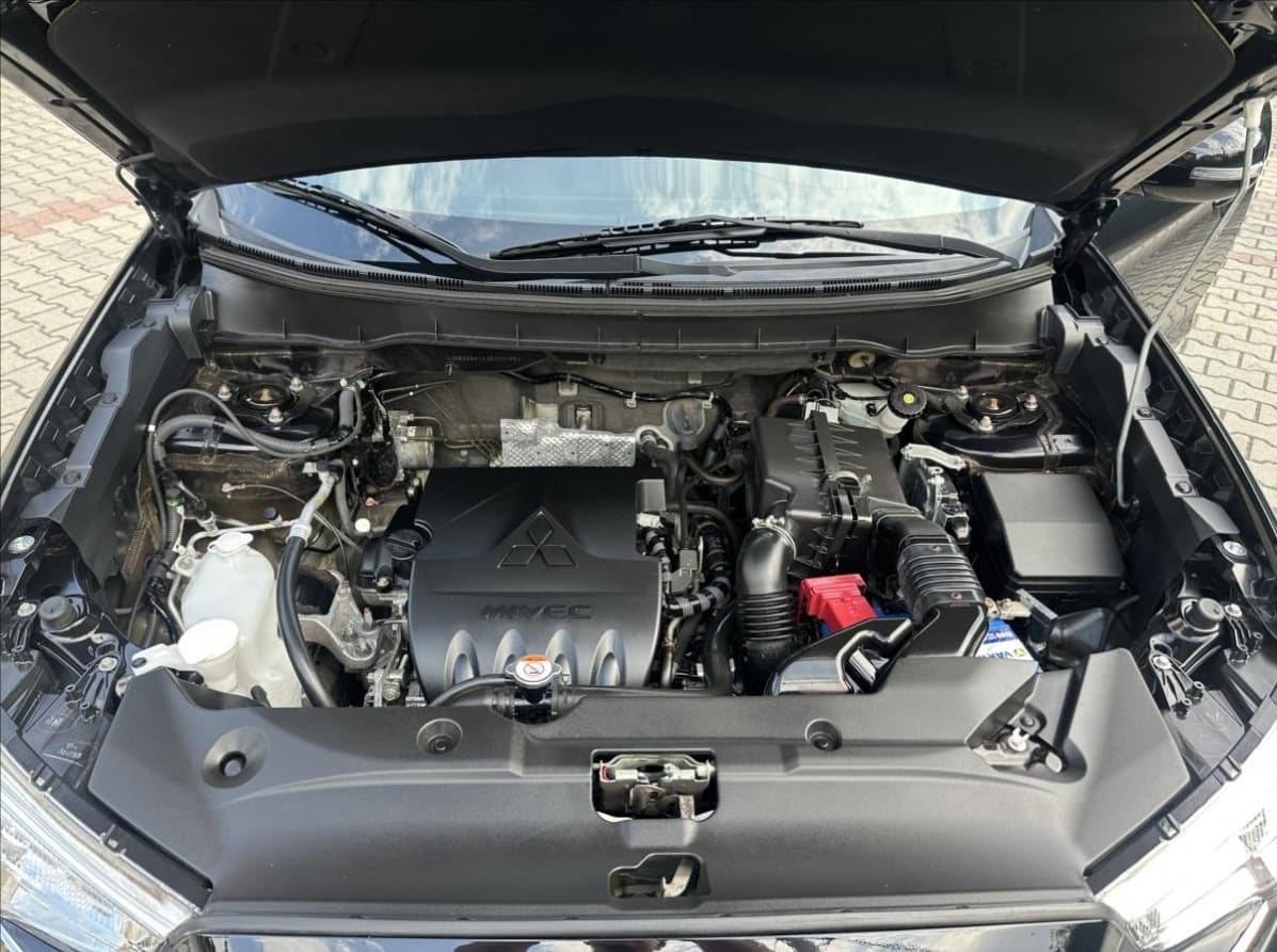 2017 Mitsubishi ASX - 10