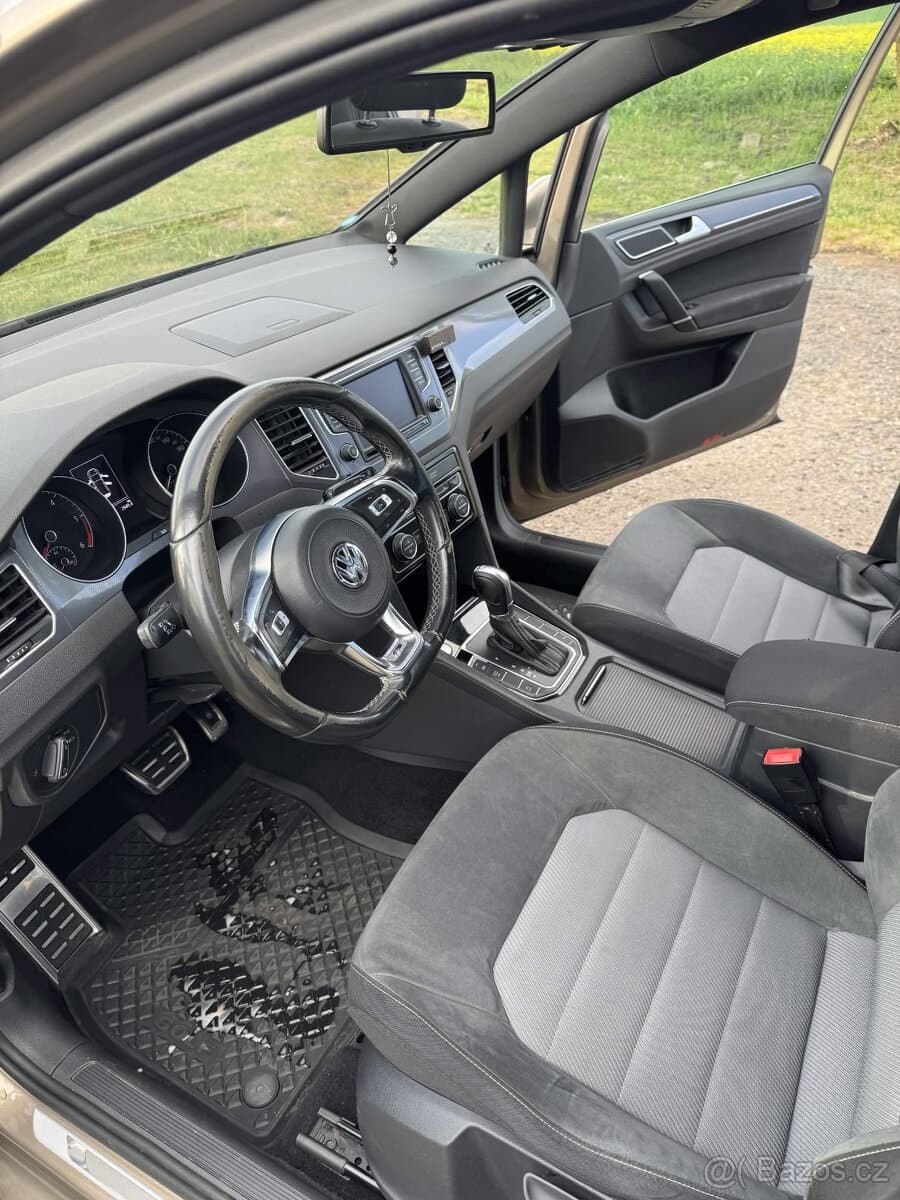 2016 Volkswagen GOLF - 10