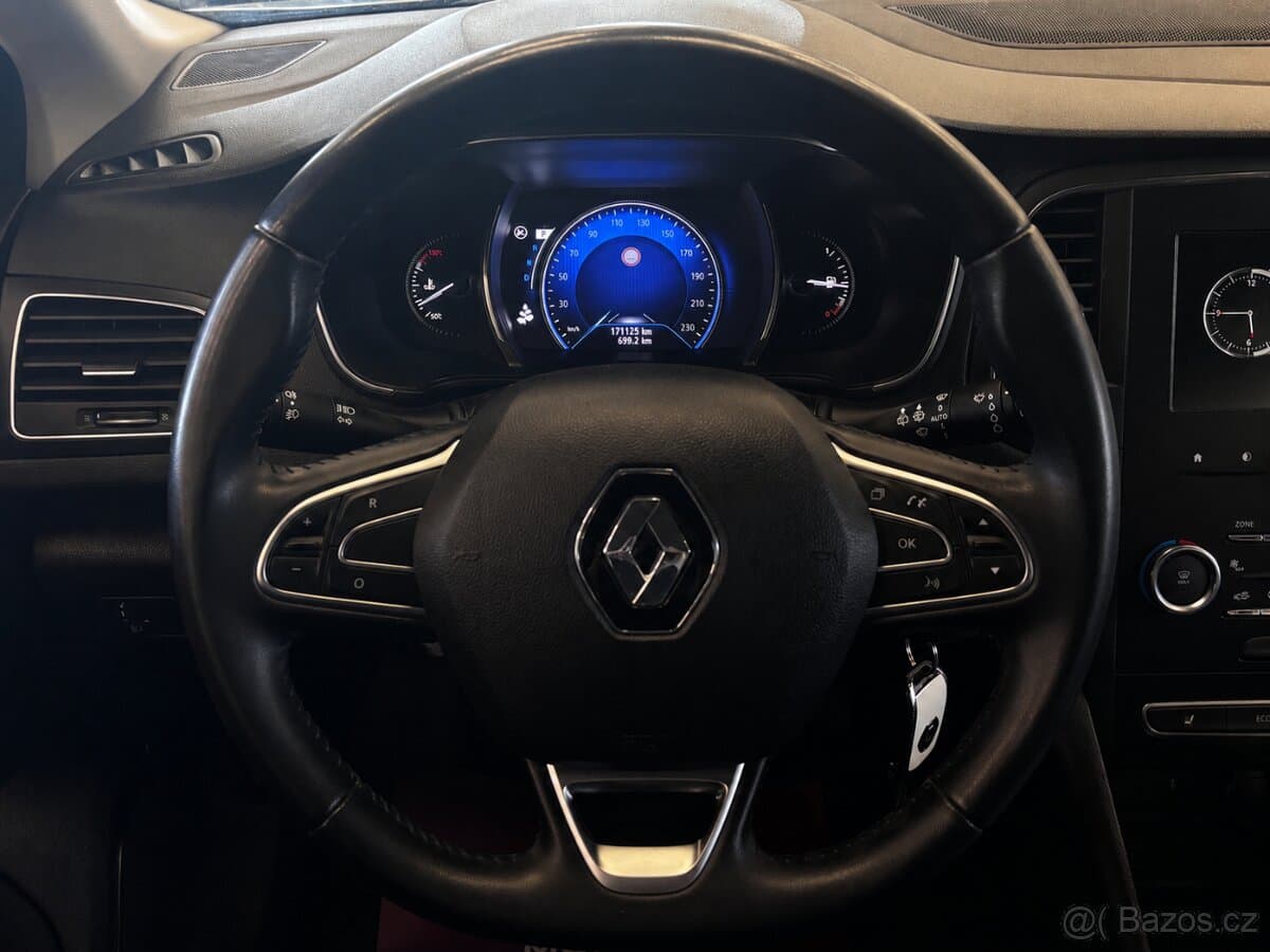 2019 Renault MEGANE - 10