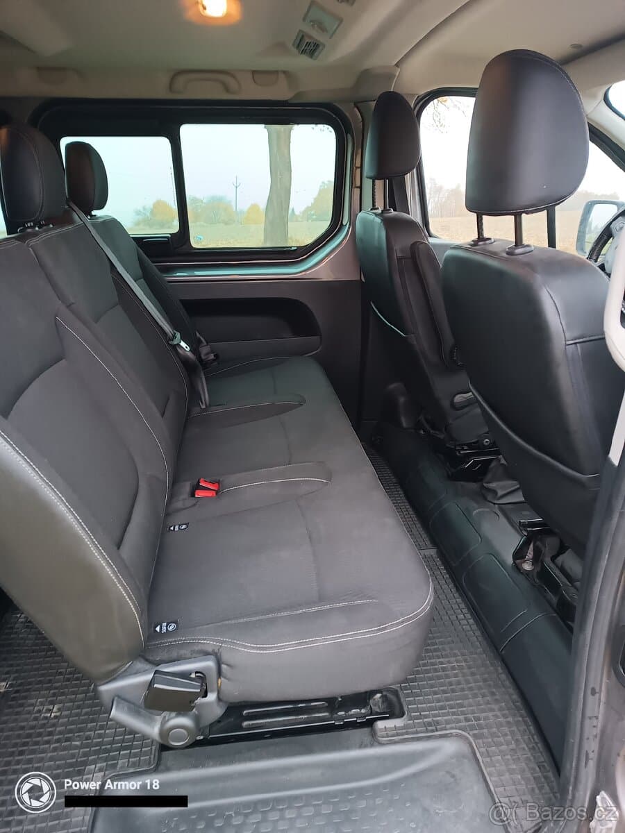 Renault TRAFIC - 10