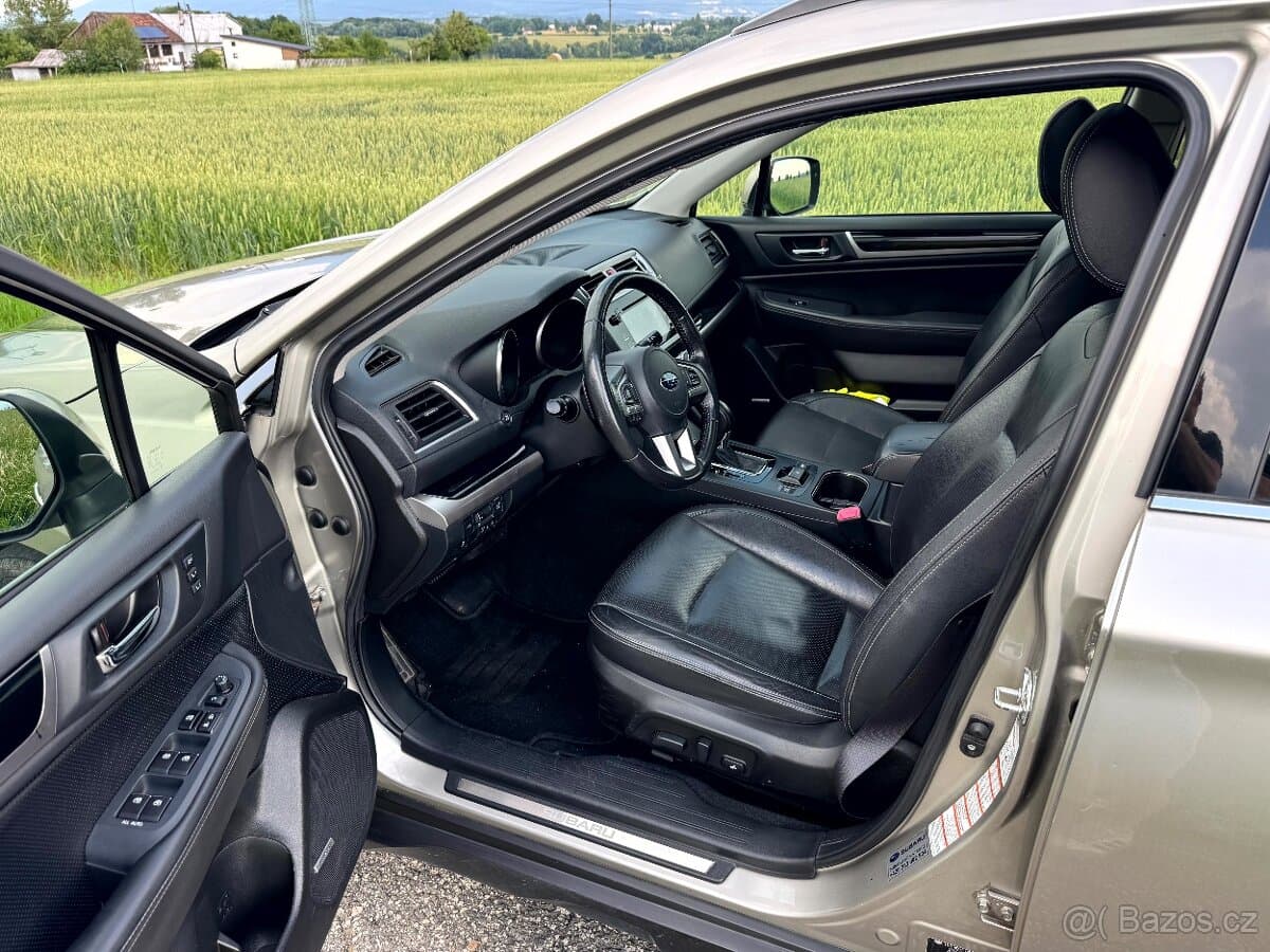 2015 Subaru OUTBACK - 10