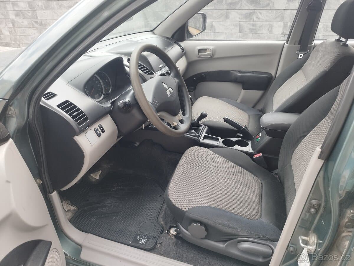 2014 Mitsubishi L200 - 10