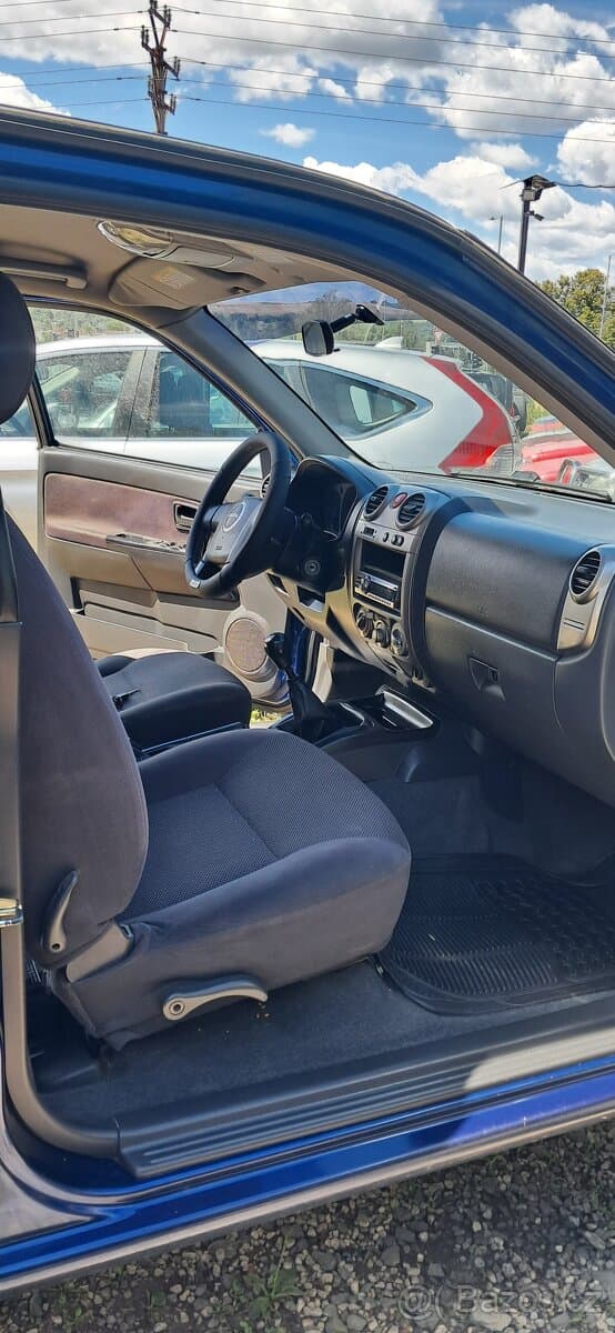 2007 Isuzu D-MAX - 10