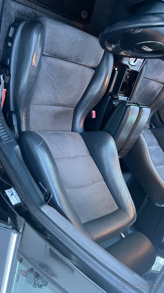 Audi A8 - 10