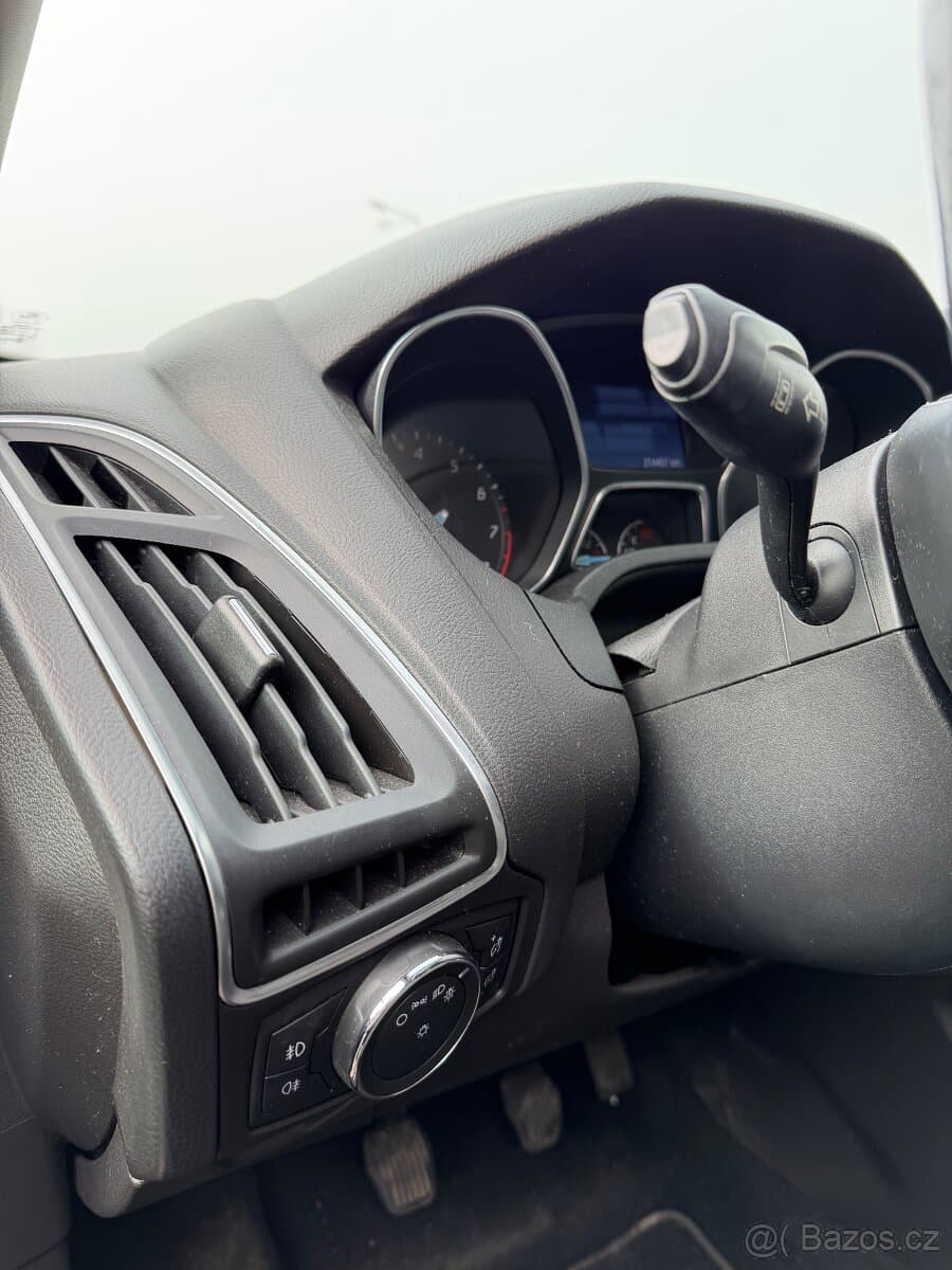 2013 Ford FOCUS - 10