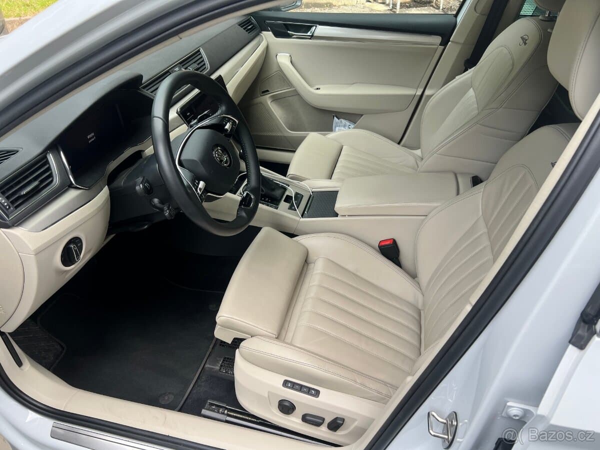 2021 Škoda SUPERB - 10