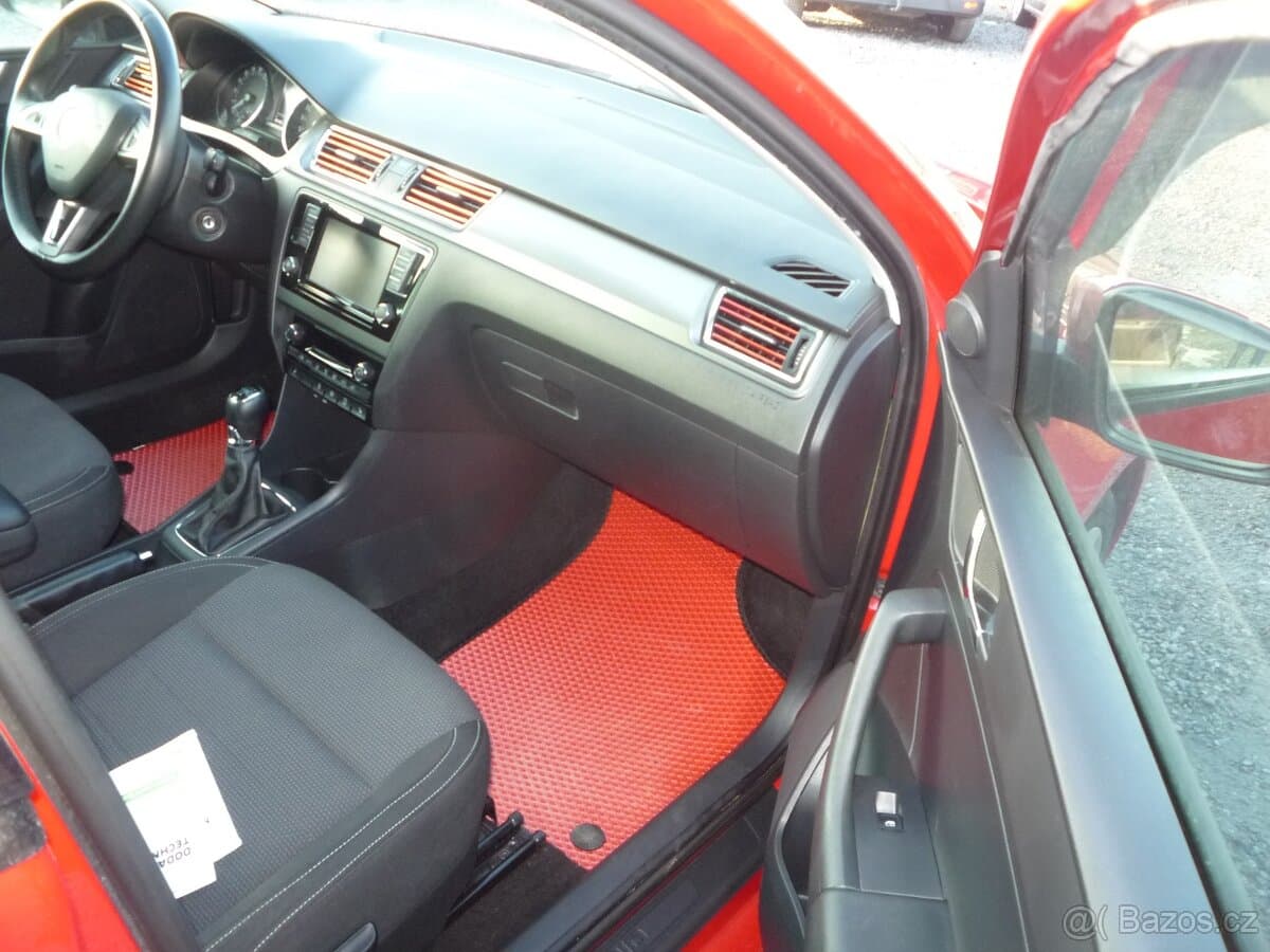 2015 Škoda RAPID - 10