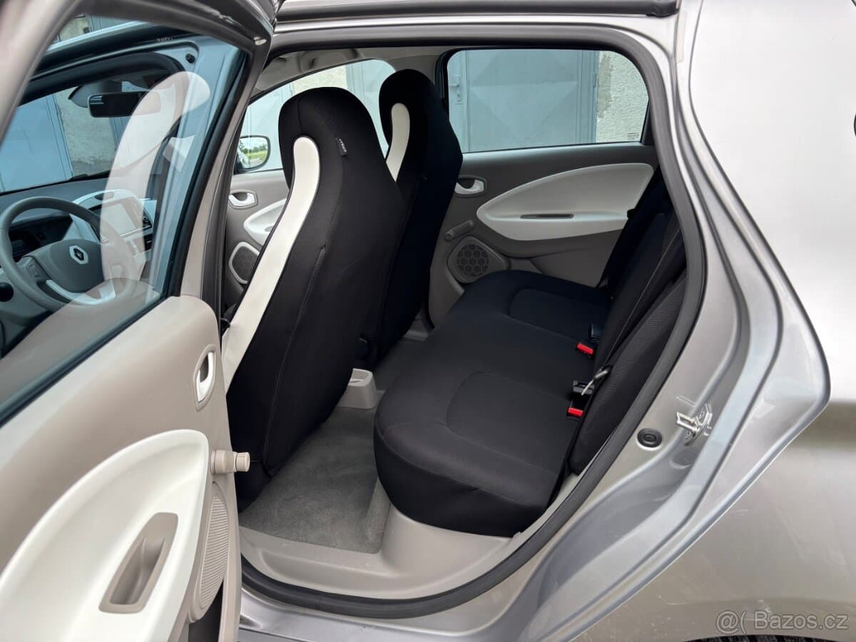 2015 Renault ZOE - 10