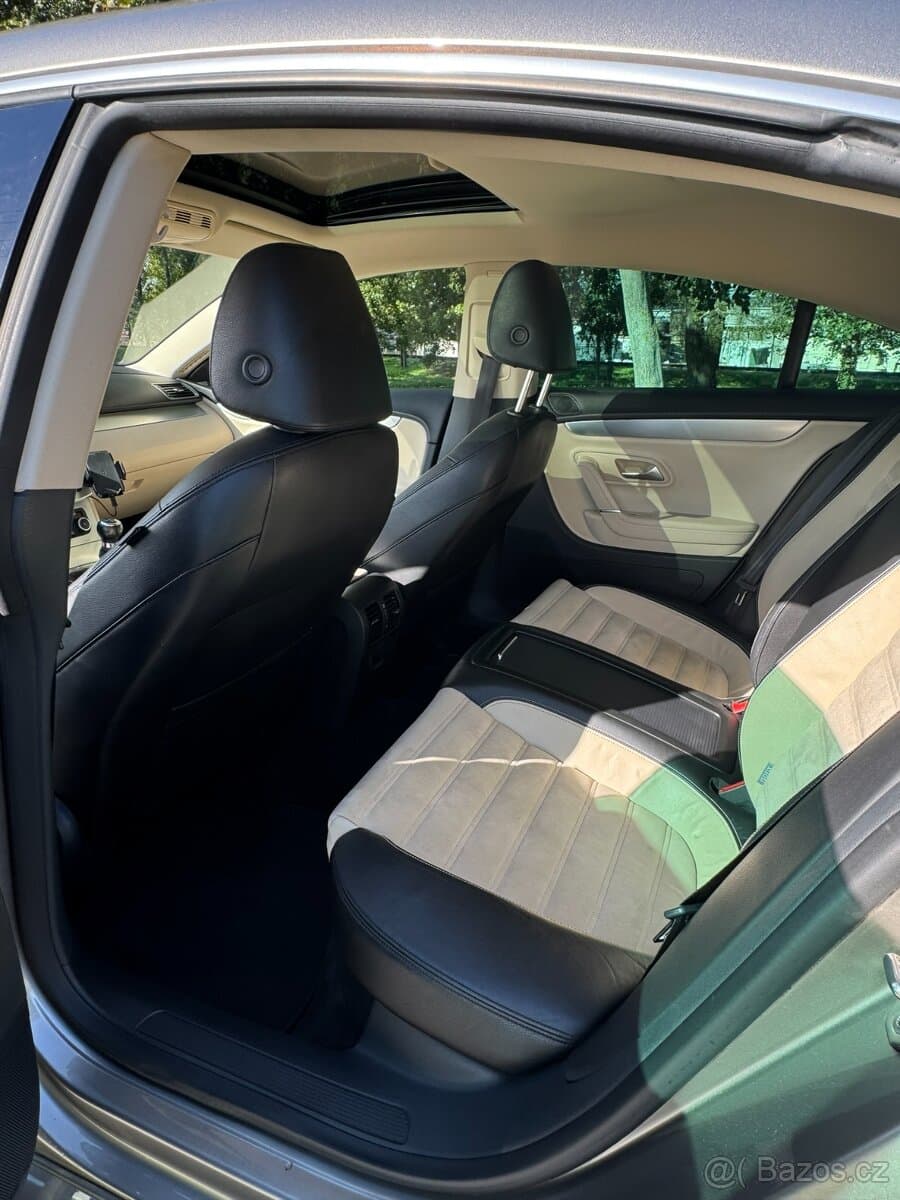 2009 Volkswagen PASSAT CC - 10