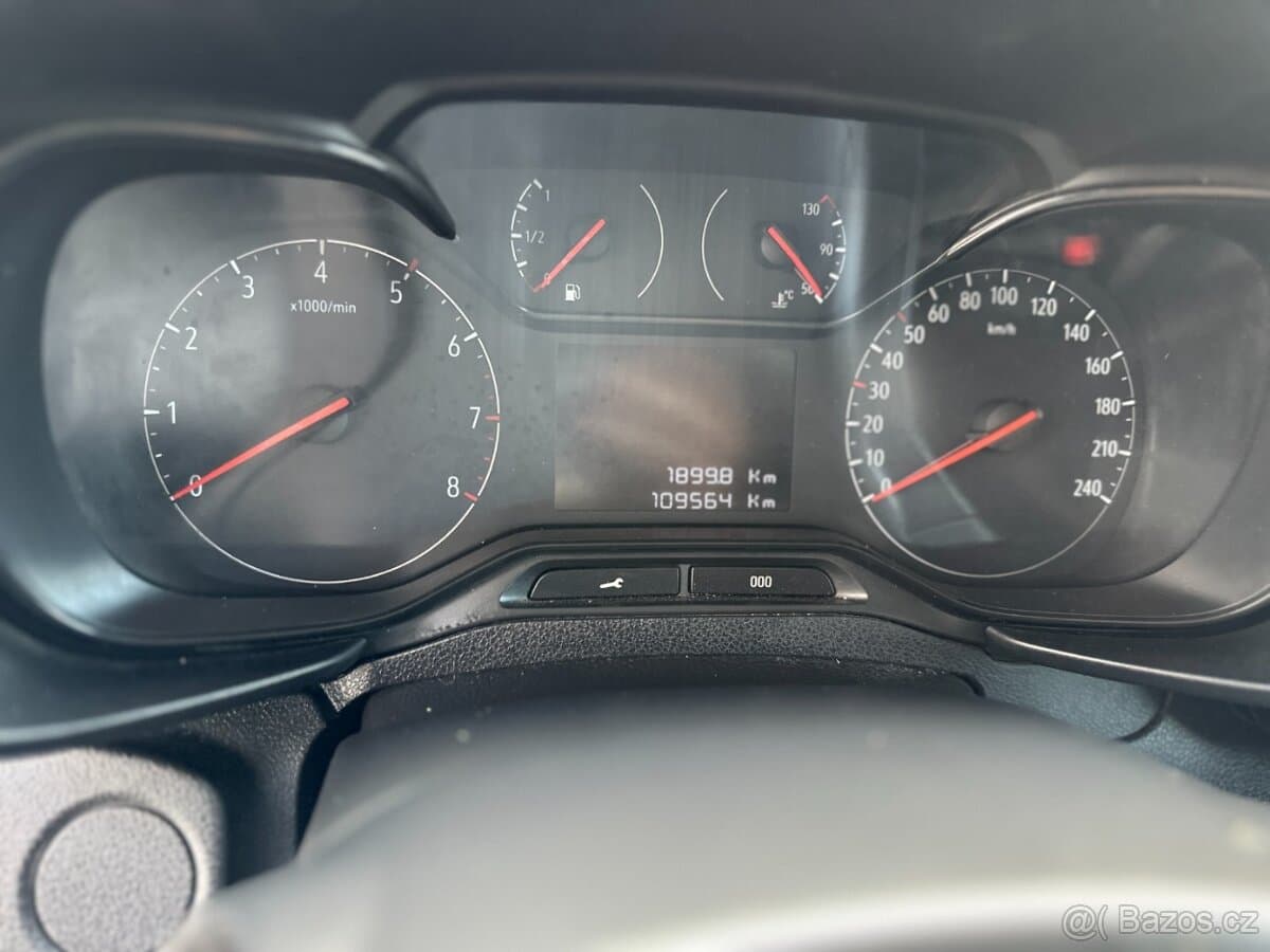 2022 Opel COMBO - 10
